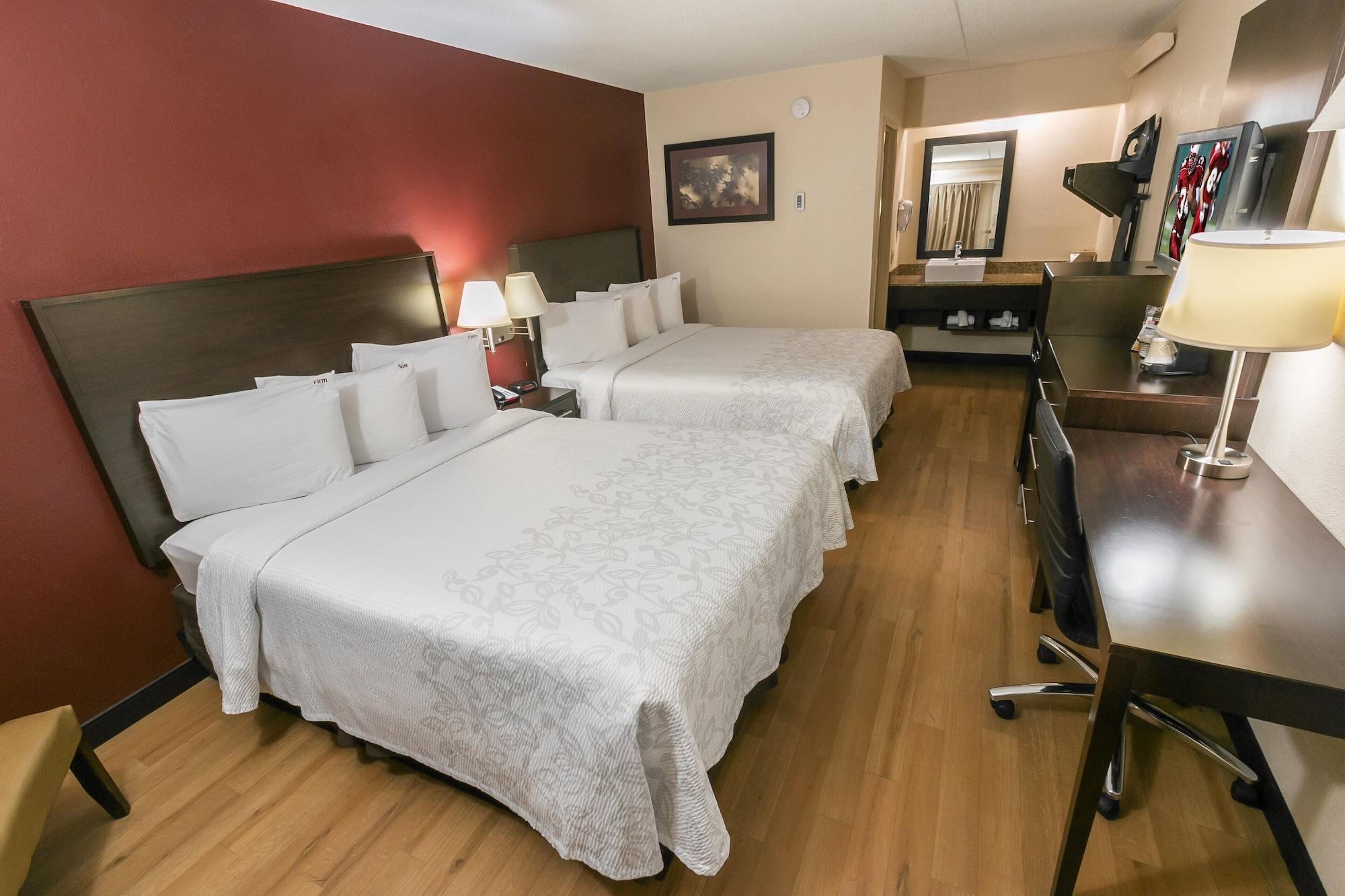Red Roof Inn Plus+ Birmingham East - Irondale/Airport Экстерьер фото